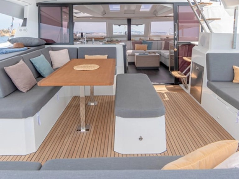 1 ELBA 45 charter bareboat or captained in  Arzon