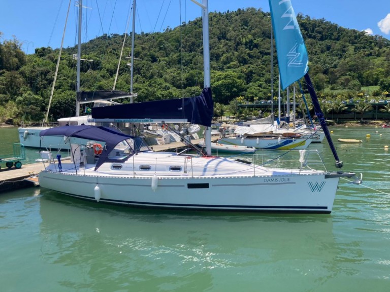 Sailboat rental with or without skipper Delta Yachts Marina Farol de Paraty