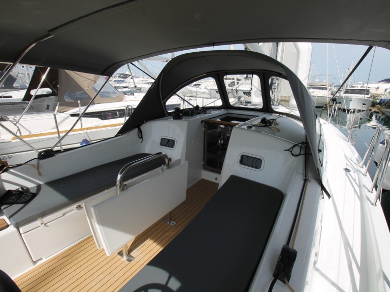 Sailboat for rent Biograd na Moru at the best price