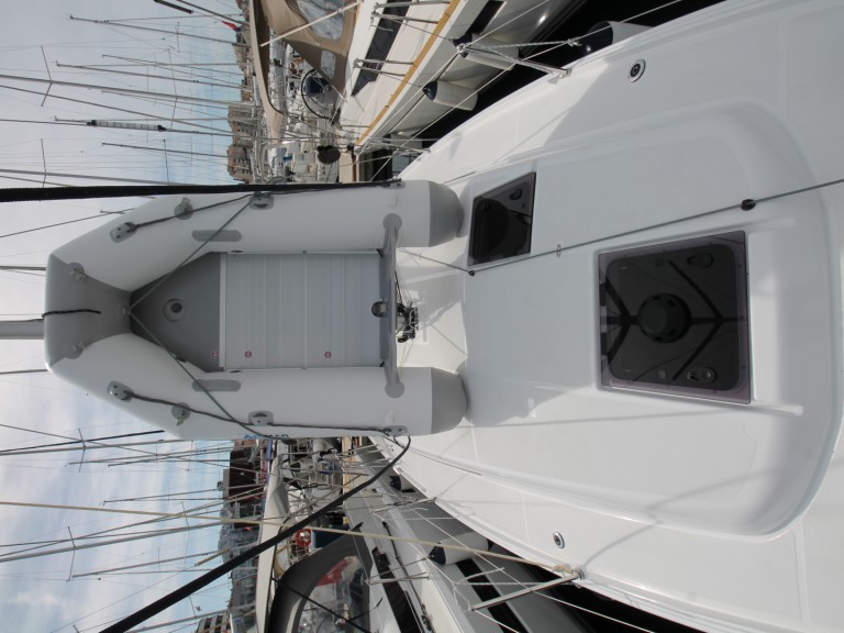 Jeanneau Sun Odyssey 380 in Biograd na Moru on SamBoat