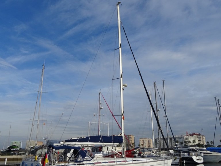 Sailboat rental in La Línea de la Concepción - Bavaria Bavaria 44