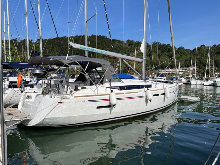 Sailboat for rent Paraty at the best price