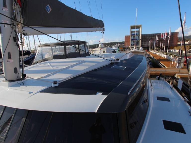 Boat rental Fountaine Pajot Tanna 47 in Olbia on Samboat