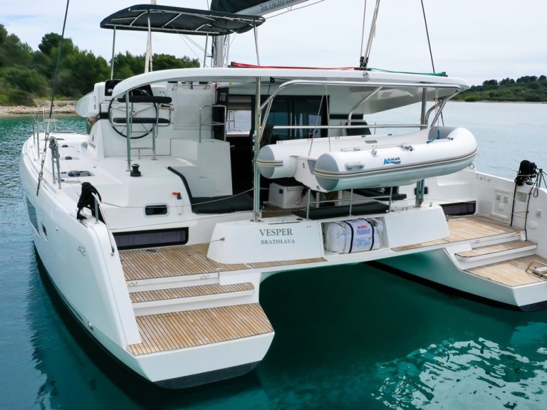 Yacht charter Seget Donji cheap Lagoon 42