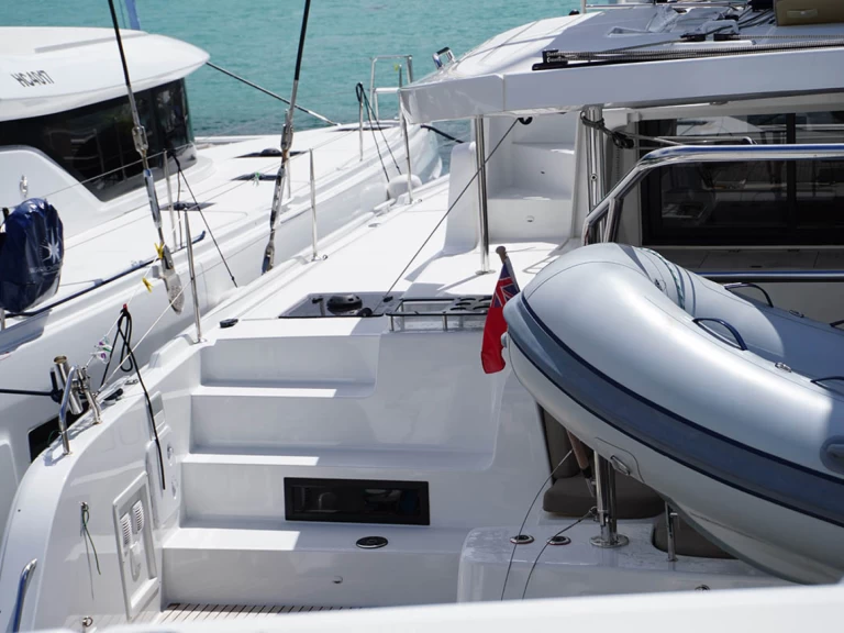 Catamaran rental in Eden Island - Lagoon Lagoon 46