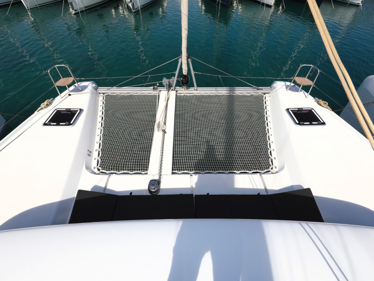 Boat rental Lagoon Lagoon 42 in Sukošan on Samboat