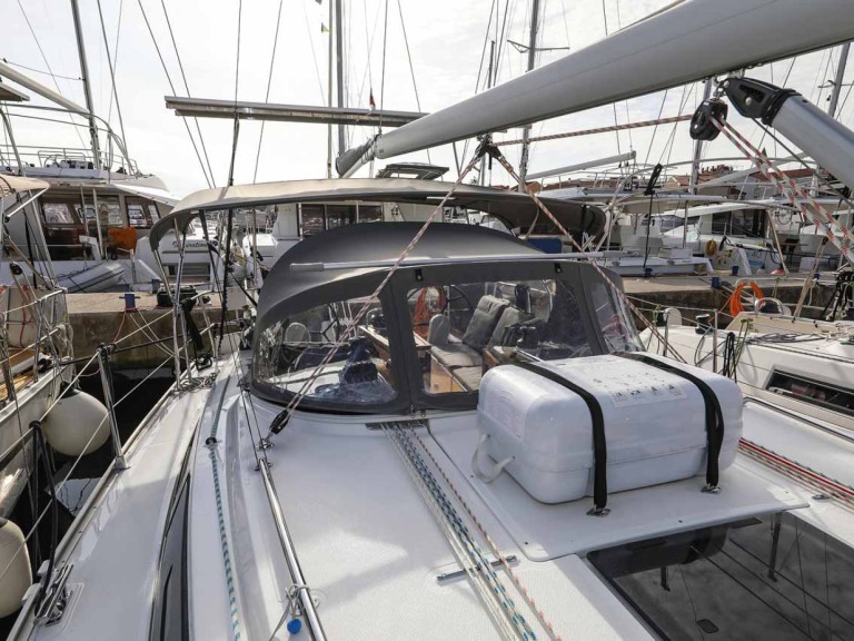 Sailboat for rent Biograd na Moru at the best price