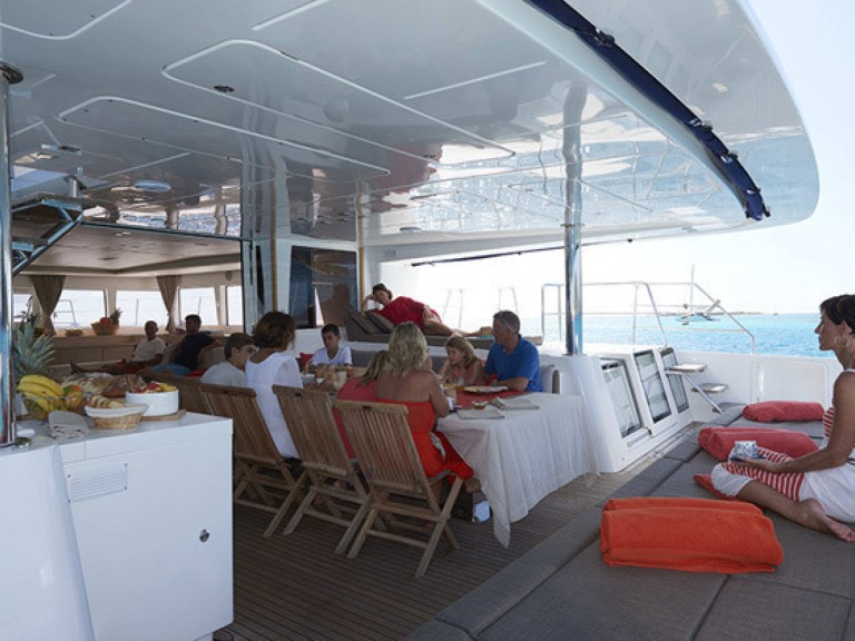 Catamaran rental in Ajaccio - Lagoon Lagoon 620