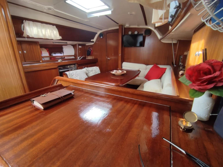 Boat rental Bavaria Bavaria 38 Holiday in Messina on Samboat