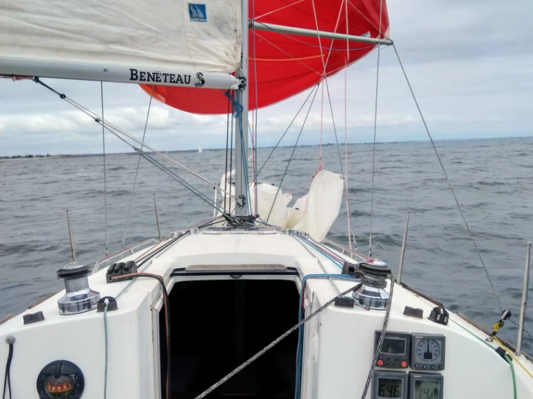 Yacht charter Lorient cheap First 31.7