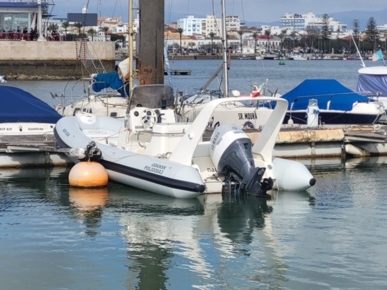 Boat rental DROMOR YACHTS DROMOR 28 in Ferragudo on Samboat