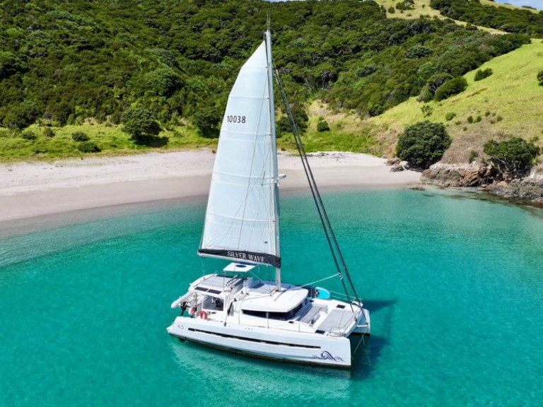 Yacht charter Paihia cheap Bali 4.5