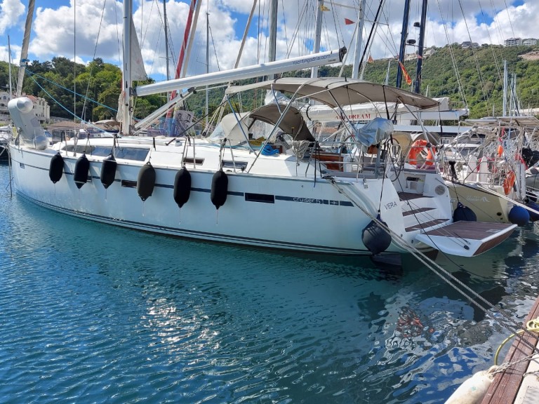 Rent a Bavaria Cruiser 51 Meljine