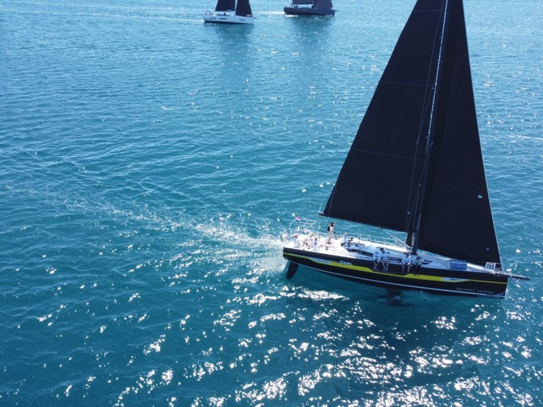 Sailboat rental in Pirovac - Elan Elan E6