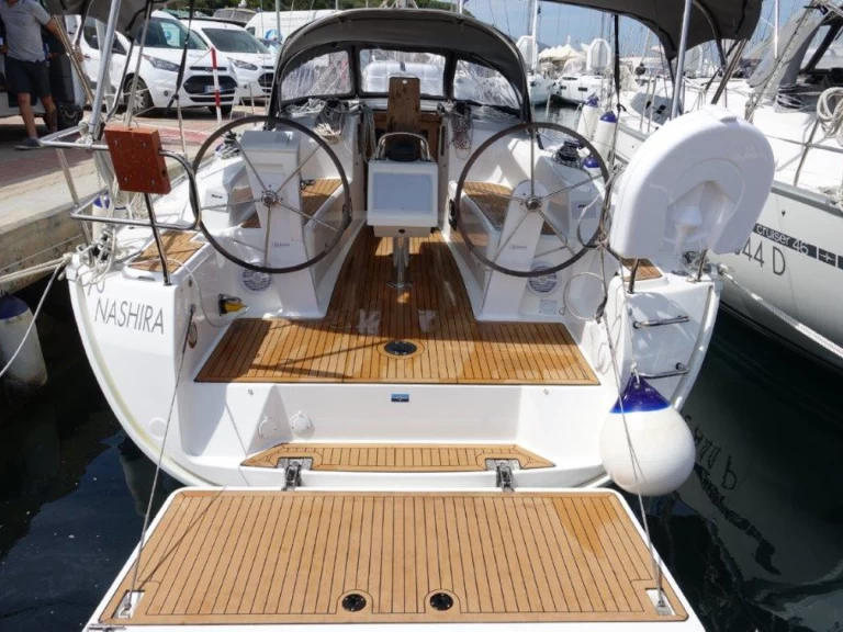 Boat rental Bavaria Cruiser 34 in Olbia on Samboat