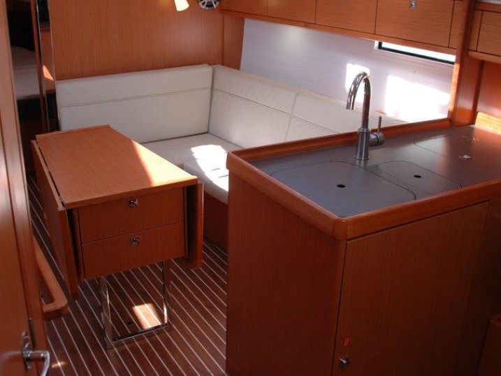Rent a Bavaria Cruiser 37 Olbia