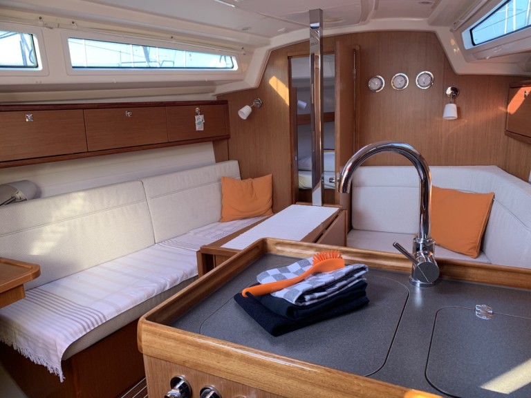 Rent a Bavaria Cruiser 34 Fethiye