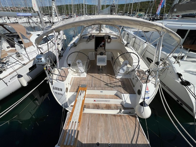 Sailboat rental in Punat - Bavaria Cruiser 46