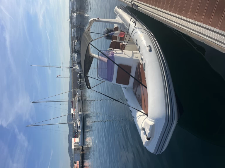 RIB for rent Cavalaire-sur-Mer at the best price