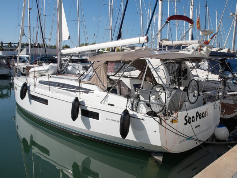 Jeanneau Sun Odyssey 410 charter bareboat or captained in  Palma de Mallorca