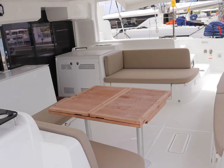 Boat rental Lagoon Lagoon 46 in Road Town on Samboat