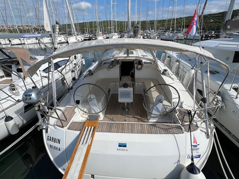 Rent a Bavaria Cruiser 46 Punat