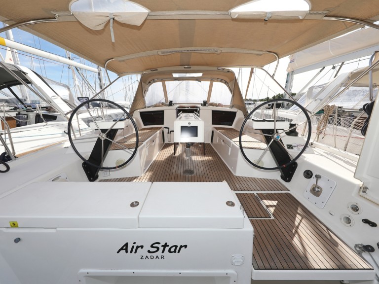 Bareboat Rental Sailboat Dufour with a boat licence