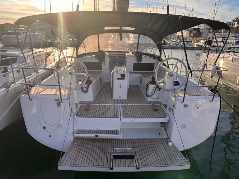 Jeanneau Sun Odyssey 490 in Nettuno on SamBoat