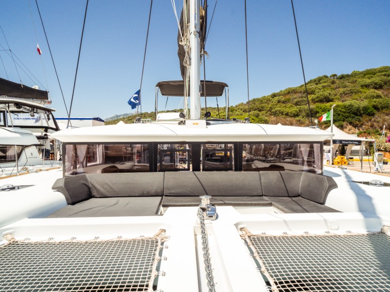 Rent a Lagoon Lagoon 450 F Olbia