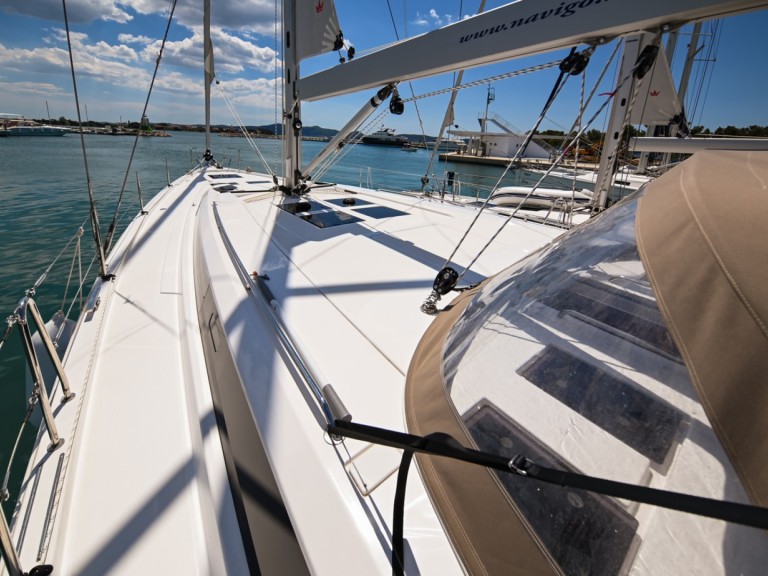 Yacht charter Sukošan cheap Bavaria C50