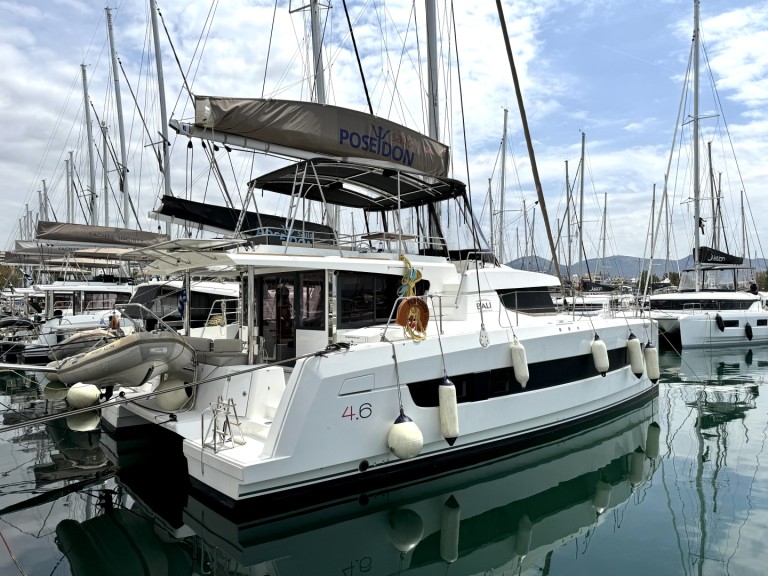 Bareboat Rental Catamaran Bali with a boat licence