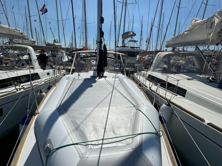 Sailboat rental in Biograd na Moru - Jeanneau Sun Odyssey 349