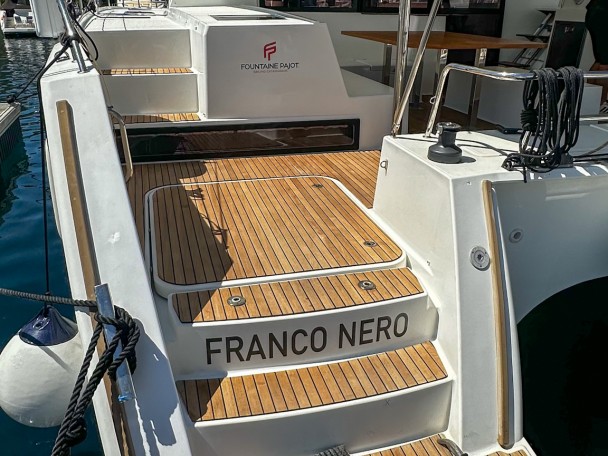 Catamaran rental with or without captain Fountaine Pajot Primošten