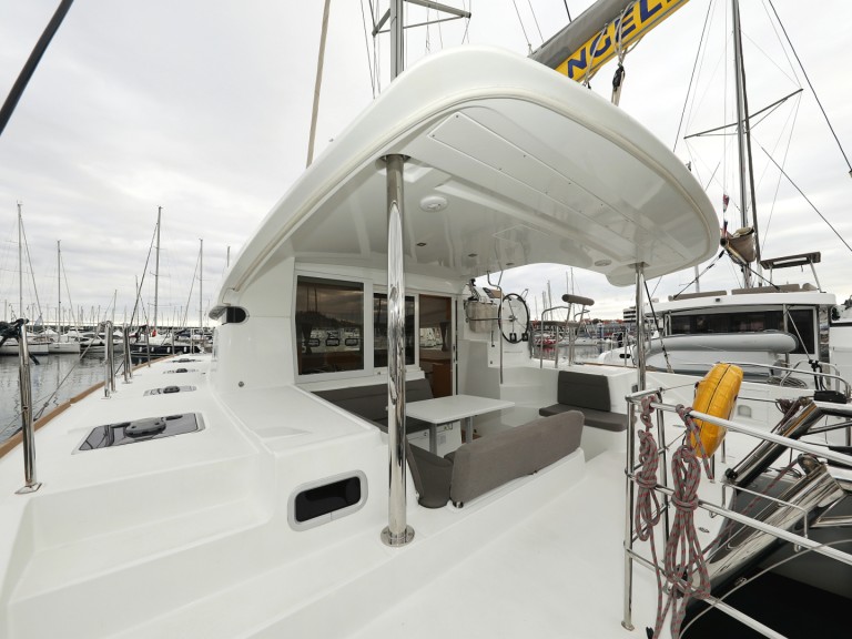 Yacht charter Biograd na Moru cheap Lagoon 39