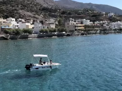 Yacht charter Tsoútsouros cheap Compass 150 CC