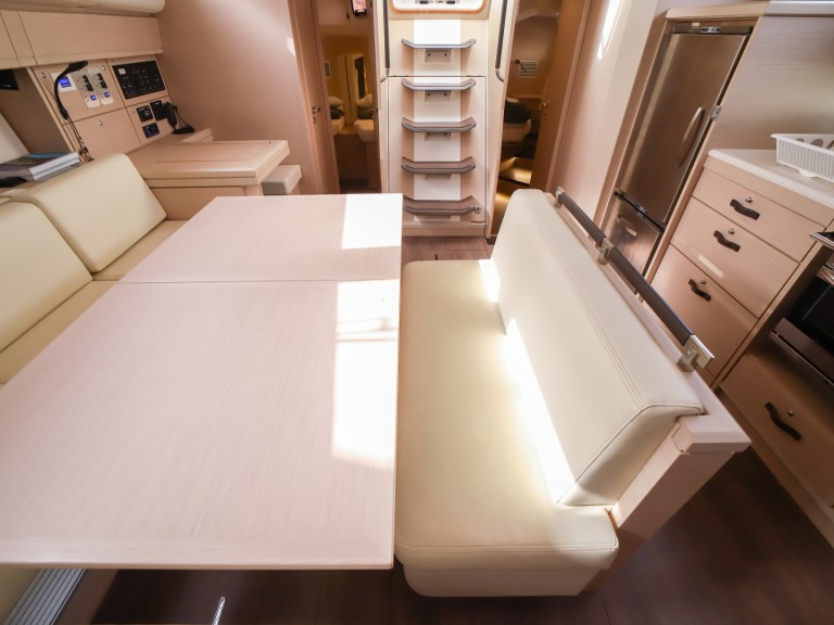 Sailboat for rent Olbia at the best price