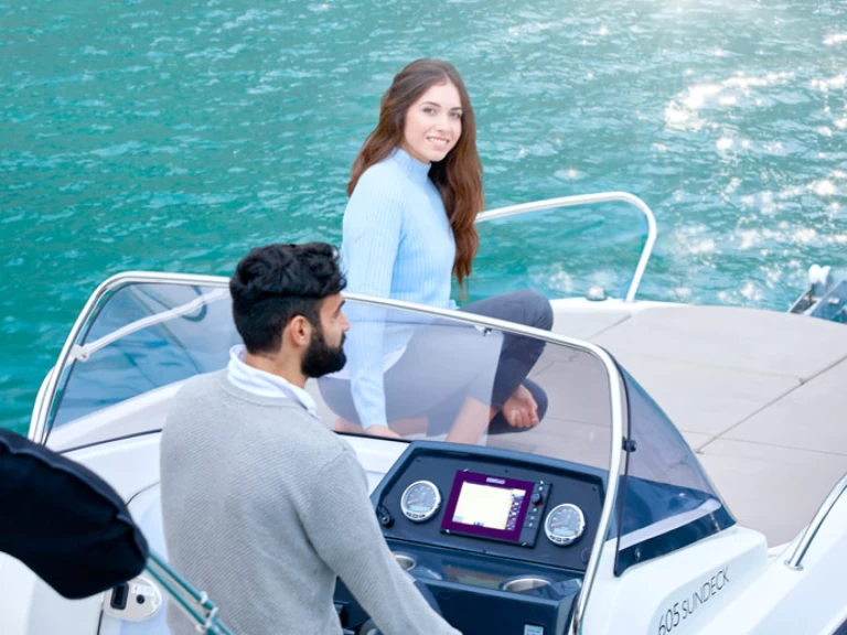 Motorboat rental in Port Camille Rayon - Quicksilver Activ 605 Sundeck