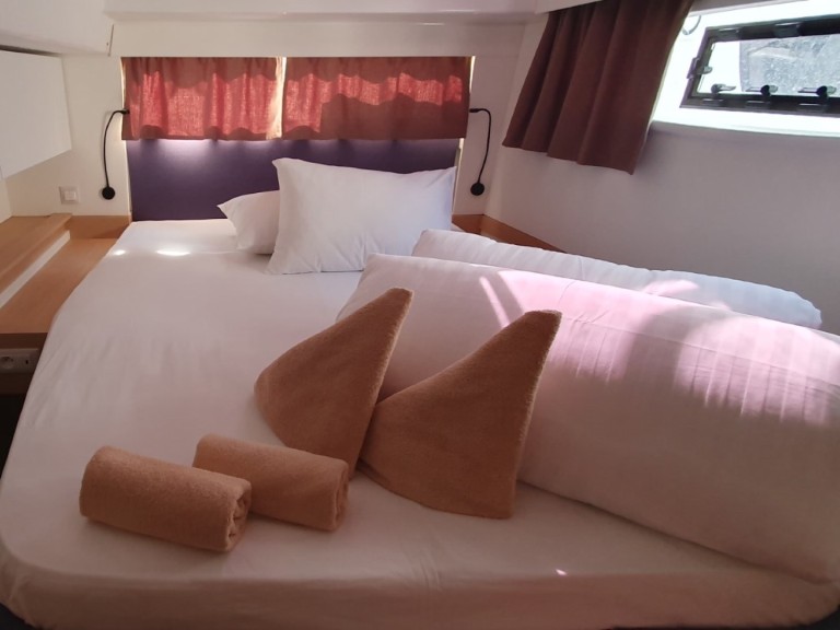 Catamaran rental in Seget Donji - Fountaine Pajot Elba 45