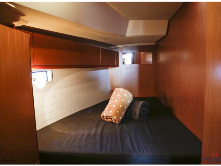 Sailboat for rent Cagliari at the best price