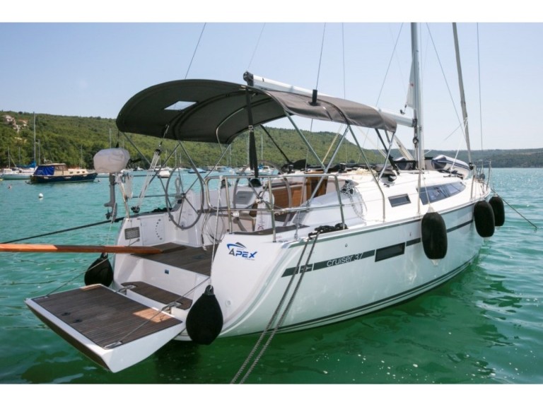 Sailboat rental with or without captain Bavaria Trget