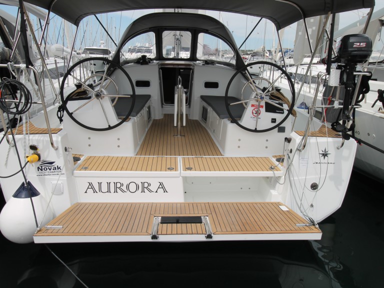 Boat rental Jeanneau Sun Odyssey 380 in Biograd na Moru on Samboat