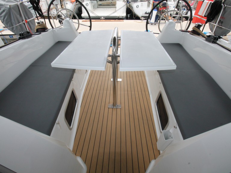 Sailboat for rent Biograd na Moru at the best price