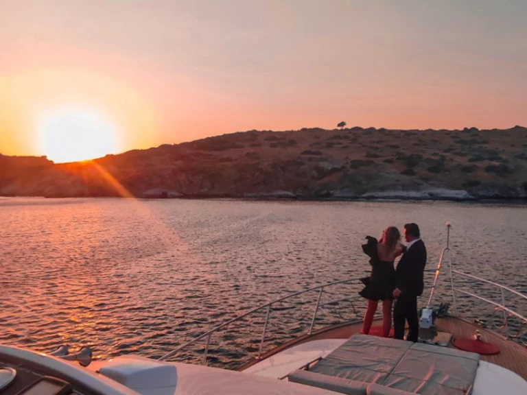 Rent a Gurmeyat custom Bodrum