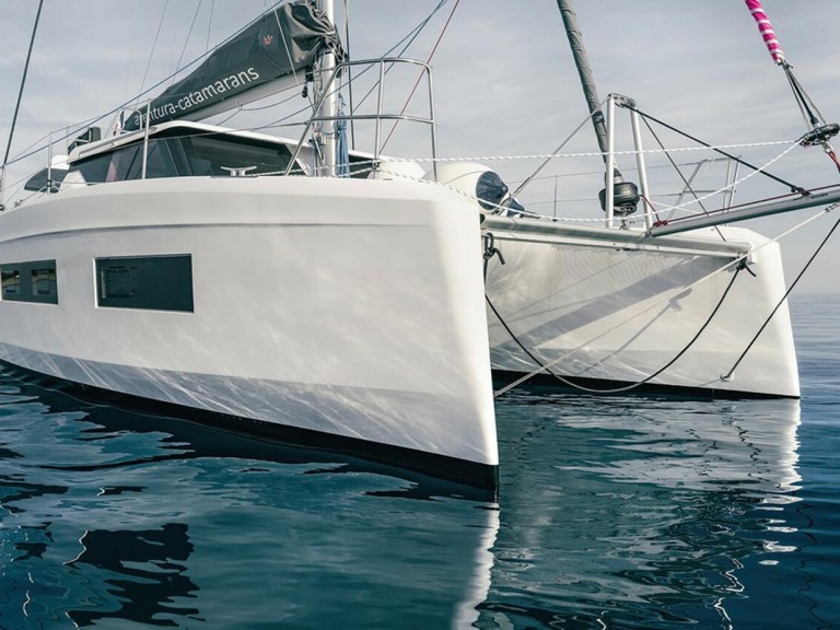 Catamaran rental in Sant Antoni de Portmany - Aventura Aventura 37