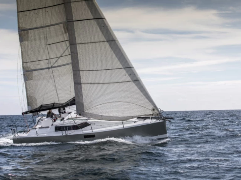 Bareboat Rental Sailboat Pogo Structures with a boat licence