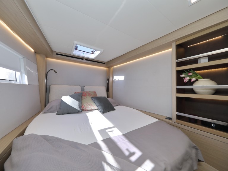 Catamaran rental with or without captain Lagoon Sukošan