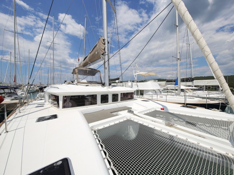 Catamaran for rent Sukošan at the best price