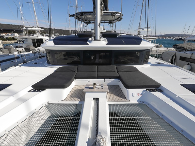 Catamaran rental with or without captain Lagoon Sukošan