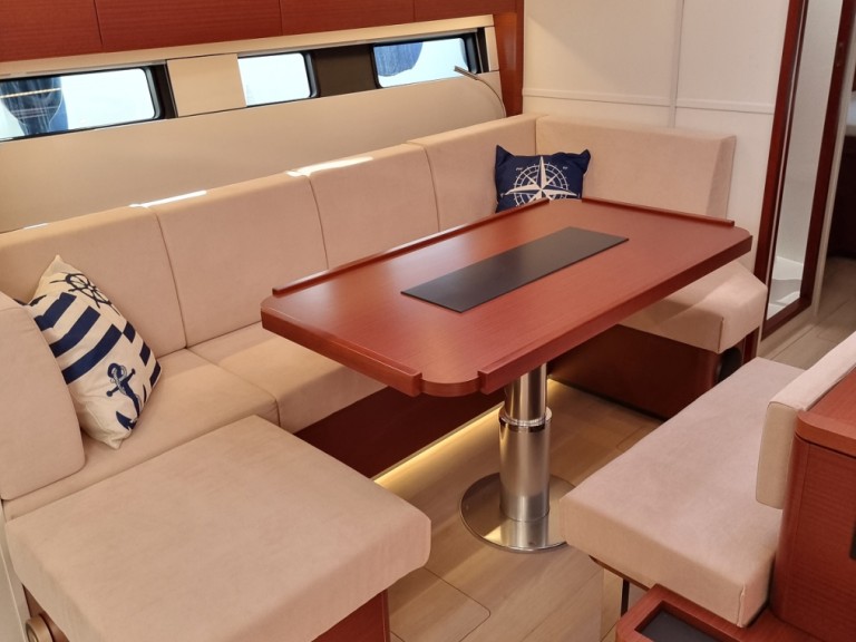 Sailboat rental with or without captain Hanse Pula