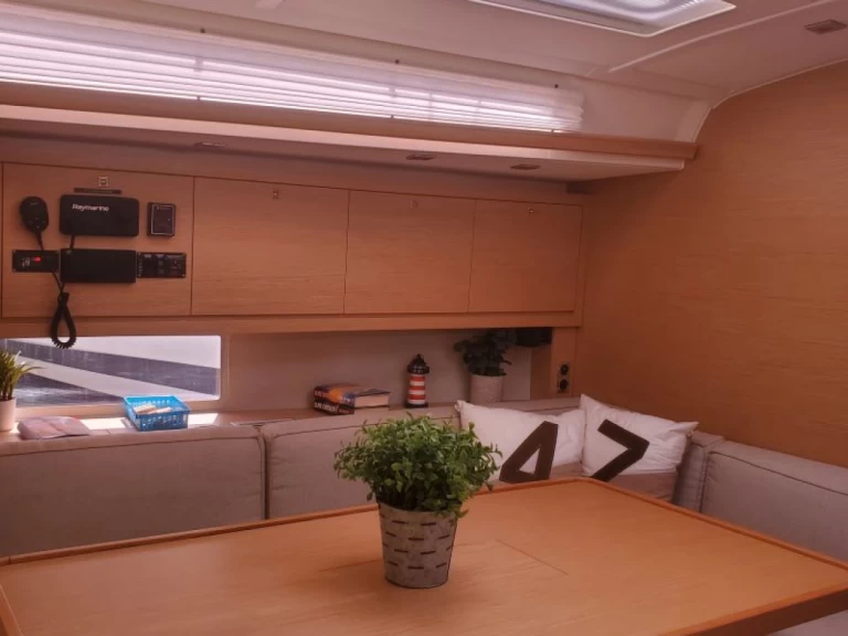 Rent a Dufour Dufour 470 Frenchtown